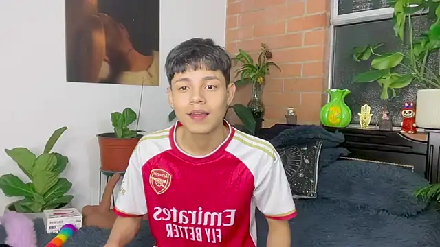 Chat XXX ao vivo de Andy_Belier23