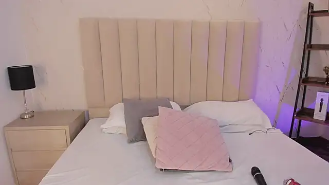 LilithHarperr_ 网络视讯表演