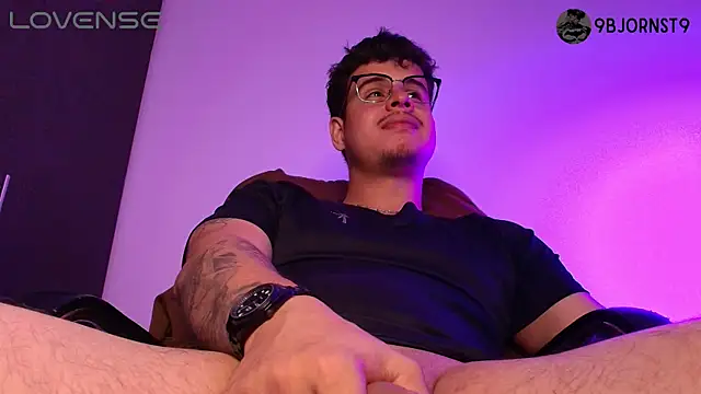 BjornSteelのウェブカメラショー