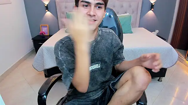 Tommy18__ Obrolan Langsung XXX