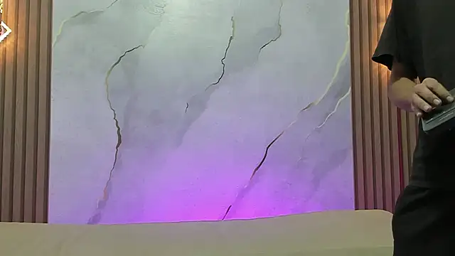 MielAndLeo élő XXX-chatje