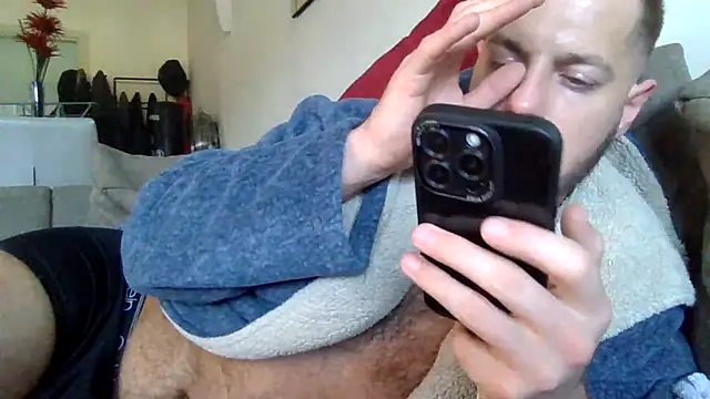 THE_CHEEKY_ALPHA Adlı Modelin Canlı XXX Sohbeti