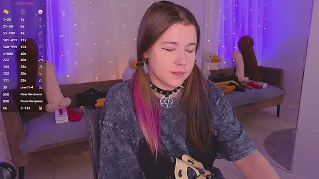 Mira_Falls' Live XXX Chat