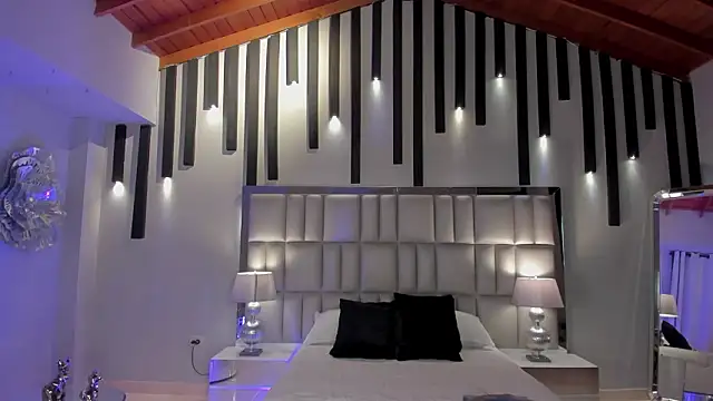 KayraLanne's Live XXX Chat