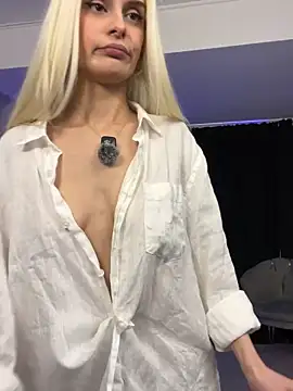 SelenaDaze – Live XXX-chat