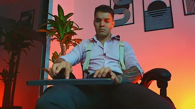 ALPHA_DOMINUS_'s Live XXX Chat