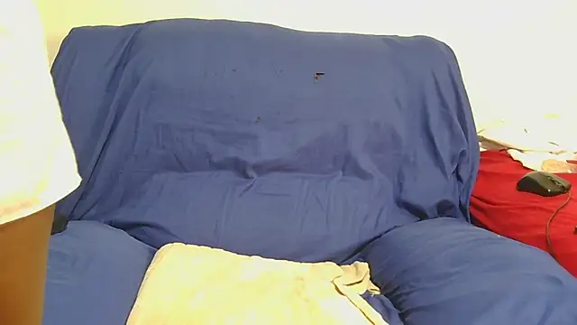 sluttylaura21's Live XXX Chat