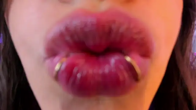 Živý XXX chat TaraTaylorr