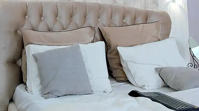 NoraHaynes Chat XXX in diretta