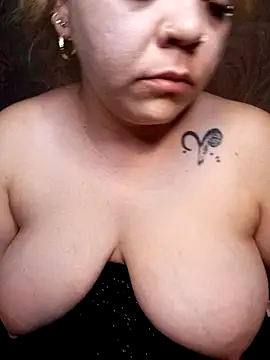 NastyNicole247 Adlı Modelin Canlı XXX Sohbeti