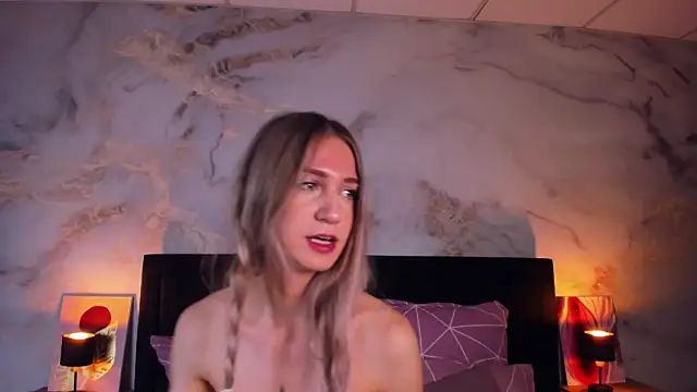 SerenaCrystall Chat XXX in diretta