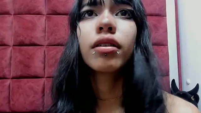 Živý XXX chat DAKOTALUCIFENA