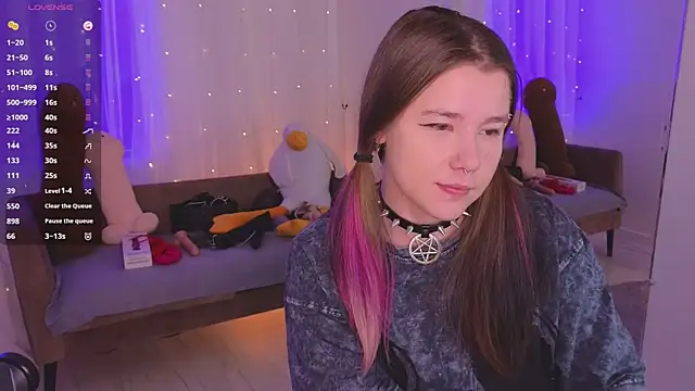 Mira_Falls Adlı Modelin Canlı XXX Sohbeti