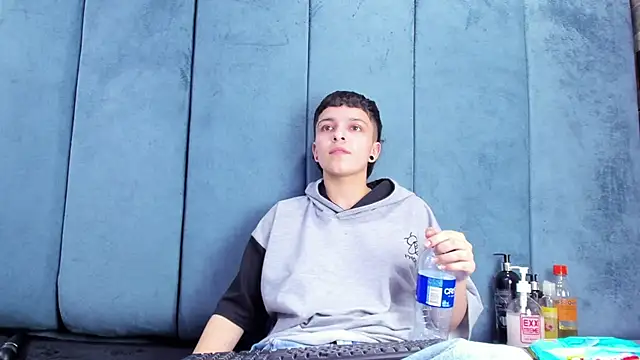 Megan_Thompson_'s Live XXX Chat