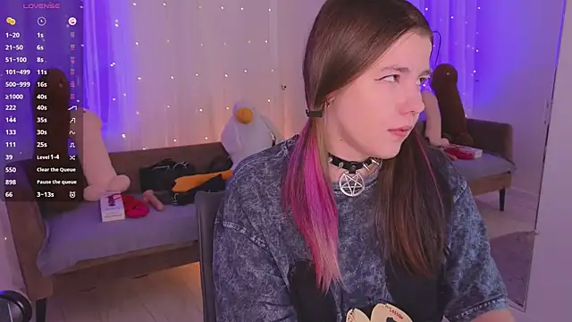 Mira_Falls Live XXX-chat