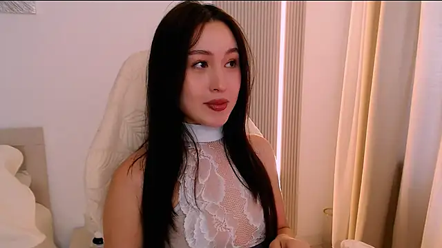 Ann__Cute Adlı Modelin Canlı XXX Sohbeti