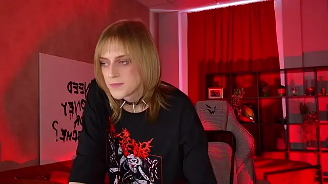 KiraMontoya Adlı Modelin Canlı XXX Sohbeti