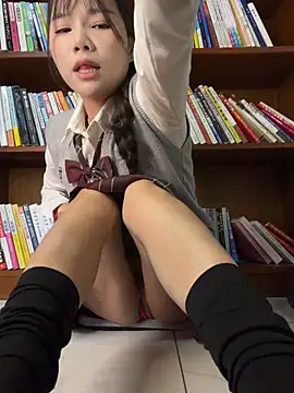 Fire-18's Live XXX Chat