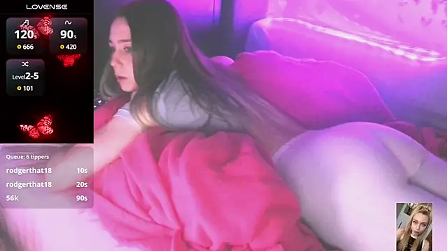 Blondiewithanass 现场XXX聊天