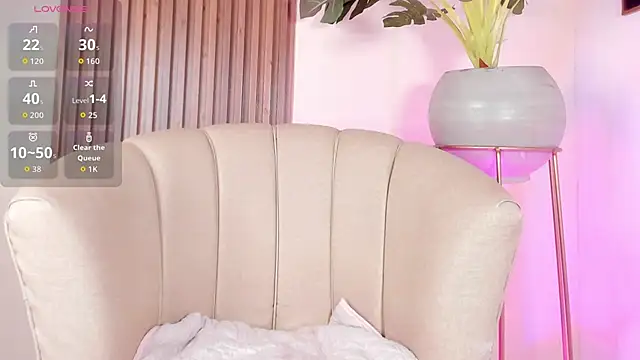 Онлайн чат XXX kenayfox