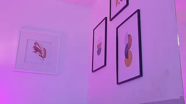 Онлайн чат XXX cutepetitee