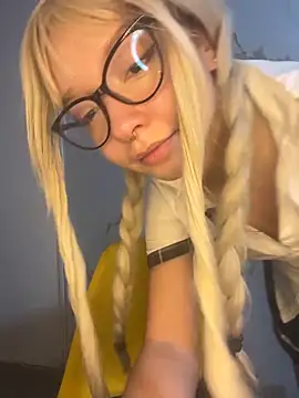 JuliethMoss: онлайн-секс-чат