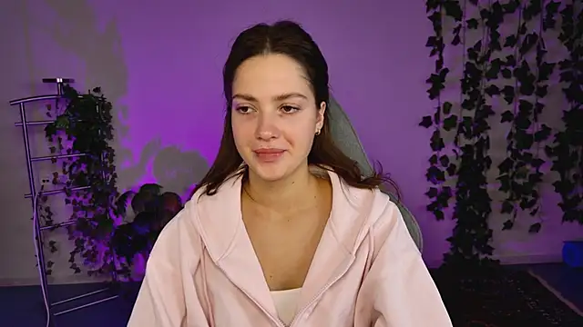 KiraVair: απευθείας συνομιλία ΧΧΧ