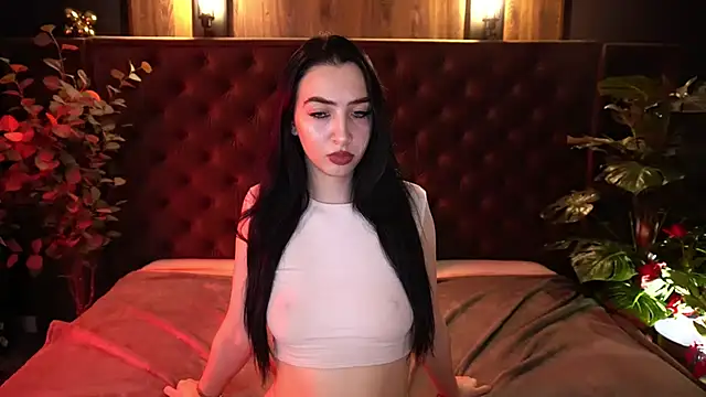 Chat +18 de WildKittenX_ ao vivo