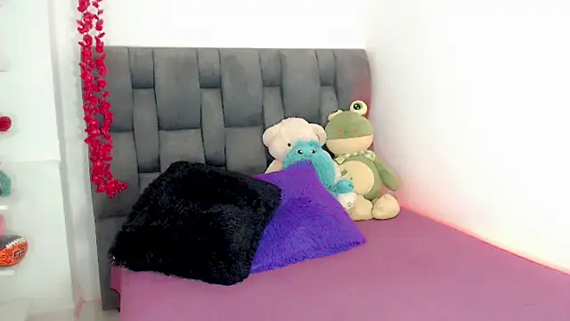 Chat +18 de little_star_porn ao vivo