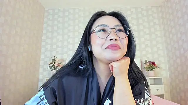 NatsumiHun Chat XXX in diretta