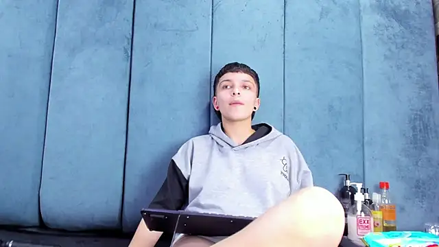 Megan_Thompson_'s Live XXX Chat