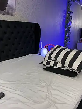 SelenaDaze 现场XXX聊天