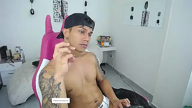 Leonard_Price Live XXX-Chat