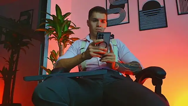 Chatroom XXX en direct de ALPHA_DOMINUS_