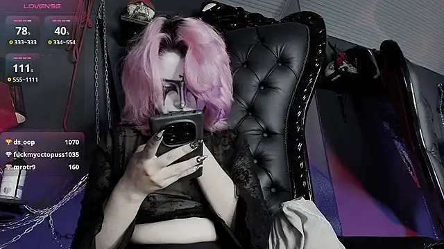 Navier__: онлайн-секс-чат