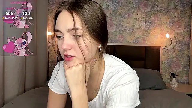 LoraDavi Live XXX Chat