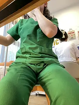 Chatroom XXX en direct de Clinic_Sexy