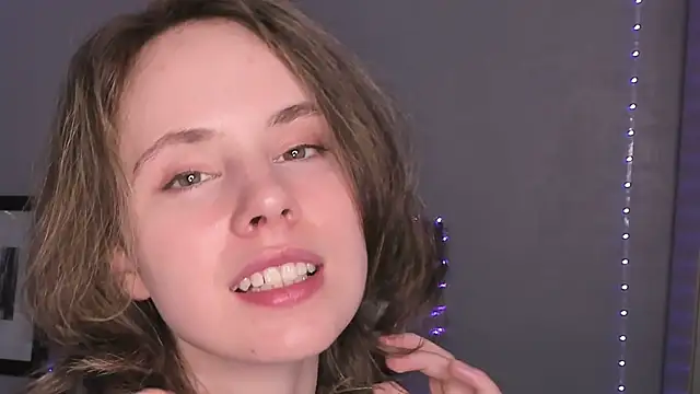 Chatroom XXX en direct de CrystaLeah