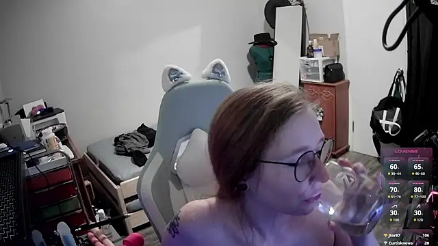 LilyFoxxx Chat XXX in diretta