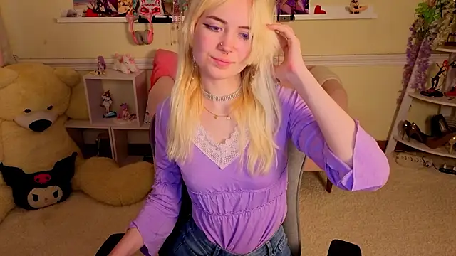 Iris_Ivory's Live XXX Chat