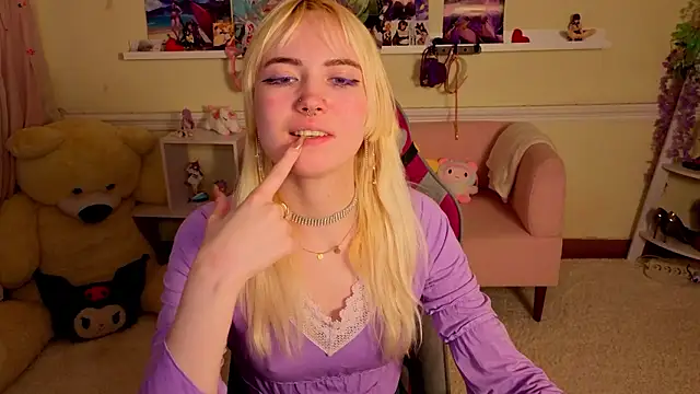 Iris_Ivory: онлайн-секс-чат