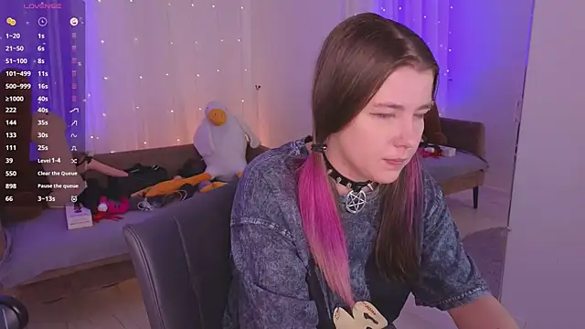 Mira_Falls' Live XXX Chat