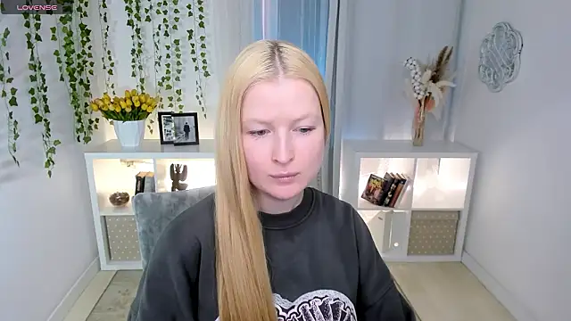 Laly_Peach Live XXX-Chat