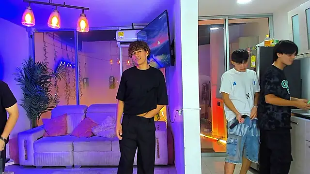 Онлайн чат XXX Houseofwarrios