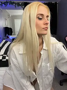 SelenaDaze's Live XXX Chat