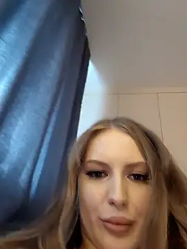 Show de AlishaWey na webcam