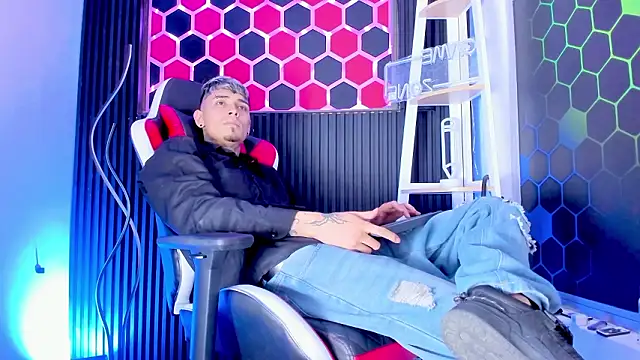 Вебкам-шоу Max_Hader_