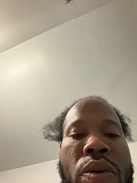 24Jon: διαδικτυακό σόου στην κάμερα