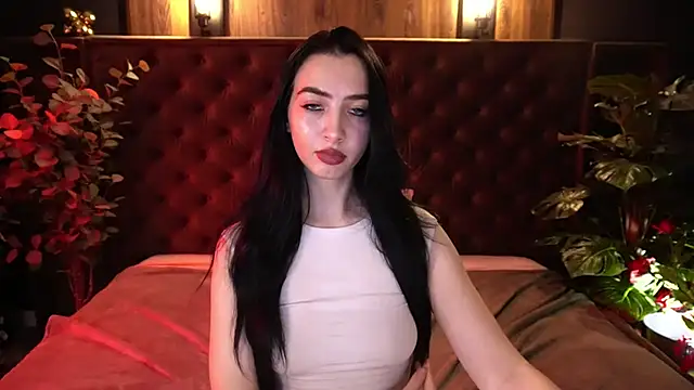 XXX chat uživo modela WildKittenX_