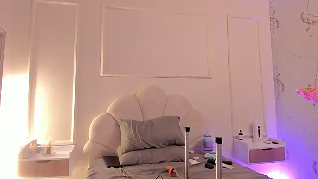 XXX chat uživo modela Candaceoweens